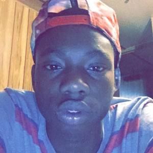 Meet your Posher, Adrien